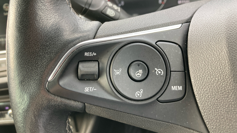 Vauxhall Crossland 1.2 Turbo Ultimate 5dr Petrol Hatchback